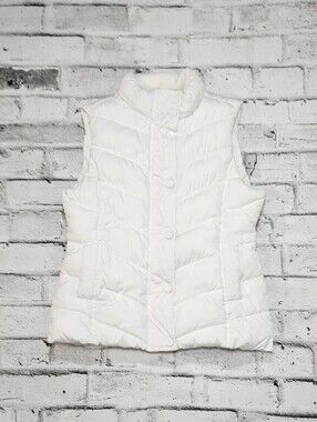 Gap White Puffer Vest Medium Quilted High Neck Snap Front Winter